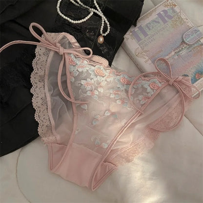 Geborduurd Bloemen Culotte – Zacht & Transparant
