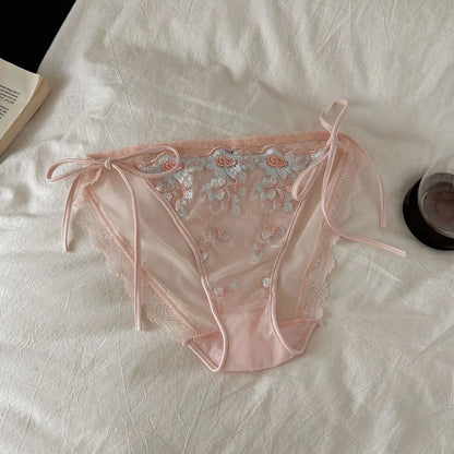 Geborduurd Bloemen Culotte – Zacht & Transparant