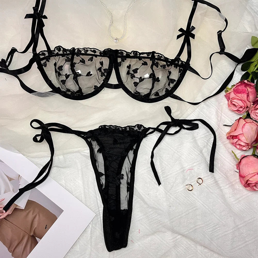 Geborduurd Kanten Beha & Culotte Set – Romantisch & Verfijnd